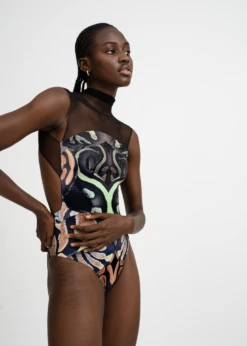 Medusa High Neck Cut Hand Made In Italy- New Arrival- Will Go Fast 9 Medusa High Neck Cut Hand Made In Italy- New Arrival- Will Go Fast -Fashion Clothing Store HN 7.6 02 Kopie