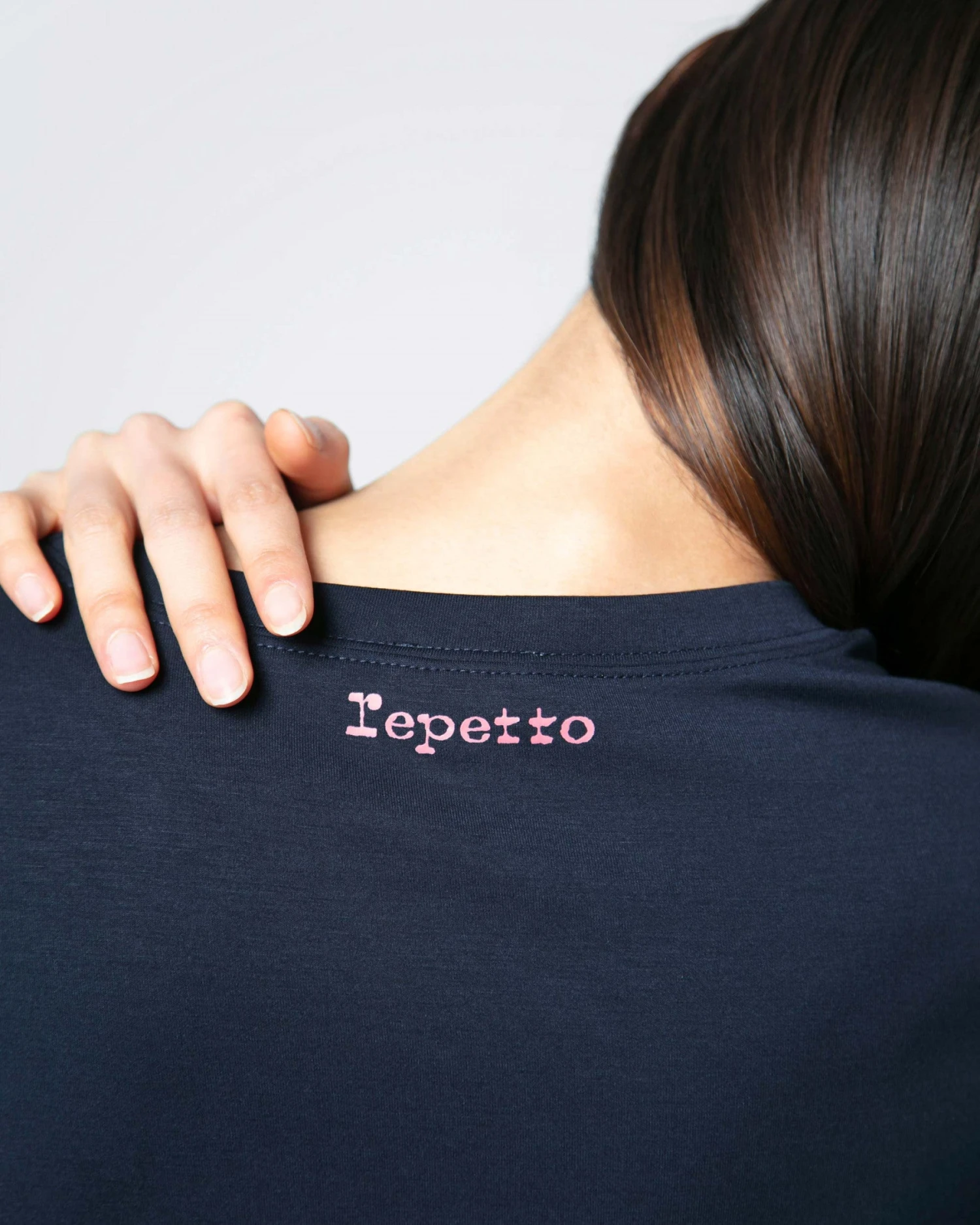Repetto 'R' Sweatshirt 7 Repetto 'R' Sweatshirt - Image 5
