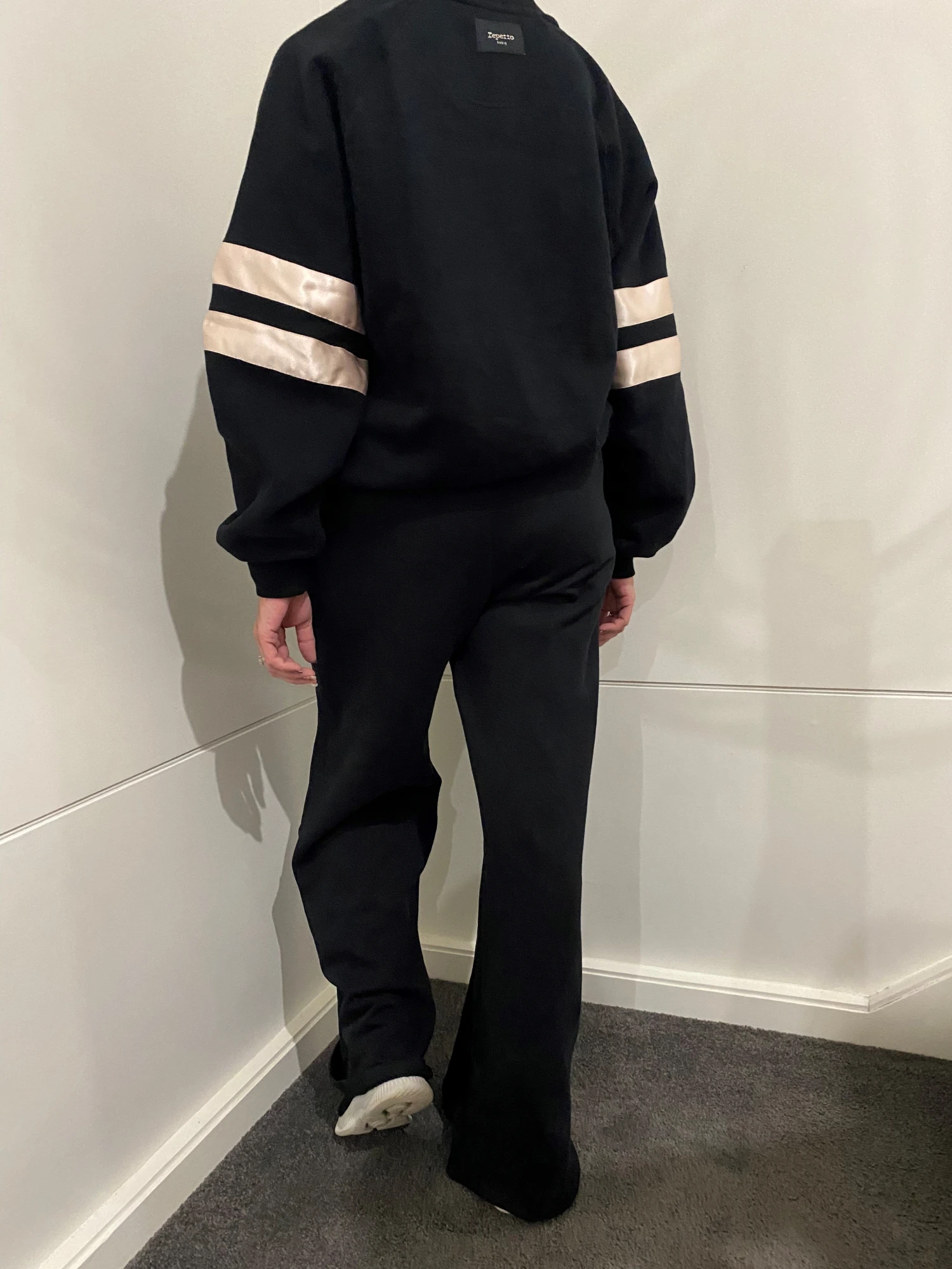 Repetto Jogpant- Just Landed, Strictly Amazing 7 Repetto Jogpant- Just Landed, Strictly Amazing - Image 5